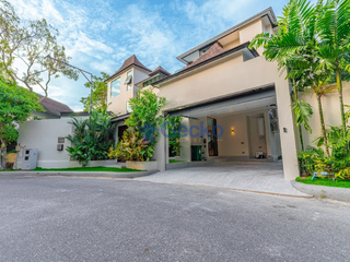 For sale 6 bedrooms house in Jomtien, Pattaya