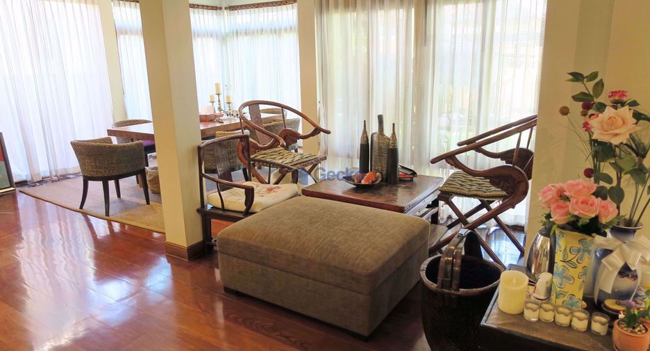 Casa en venta de 4 habitaciones en South Pattaya, Pattaya