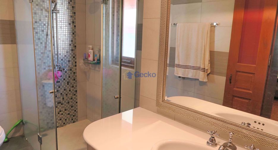 Casa en venta de 4 habitaciones en South Pattaya, Pattaya