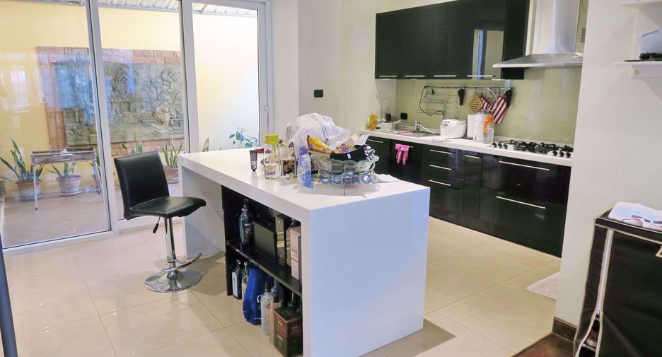 Casa en venta de 4 habitaciones en South Pattaya, Pattaya