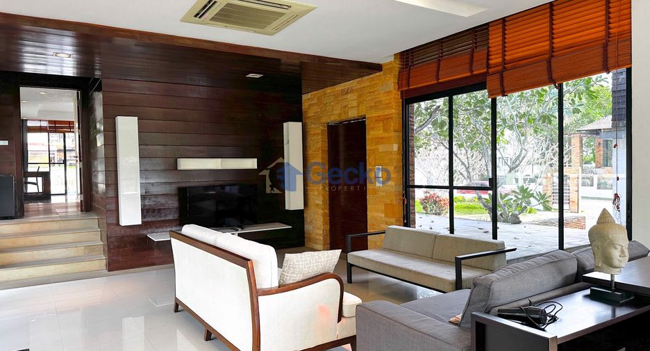For sale 4 bedrooms house in East Pattaya, Pattaya
