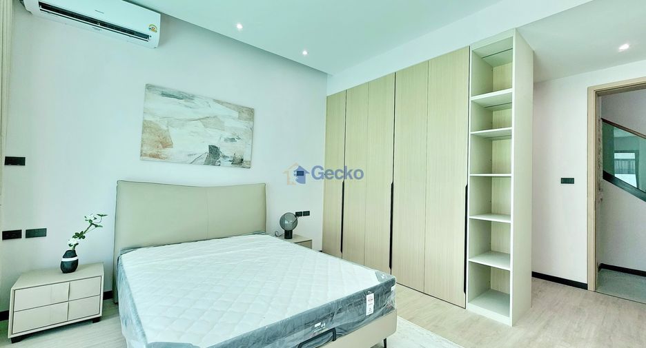 For sale 5 bedrooms house in Jomtien, Pattaya