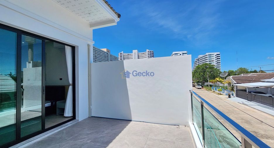 For sale 5 bedrooms house in Jomtien, Pattaya