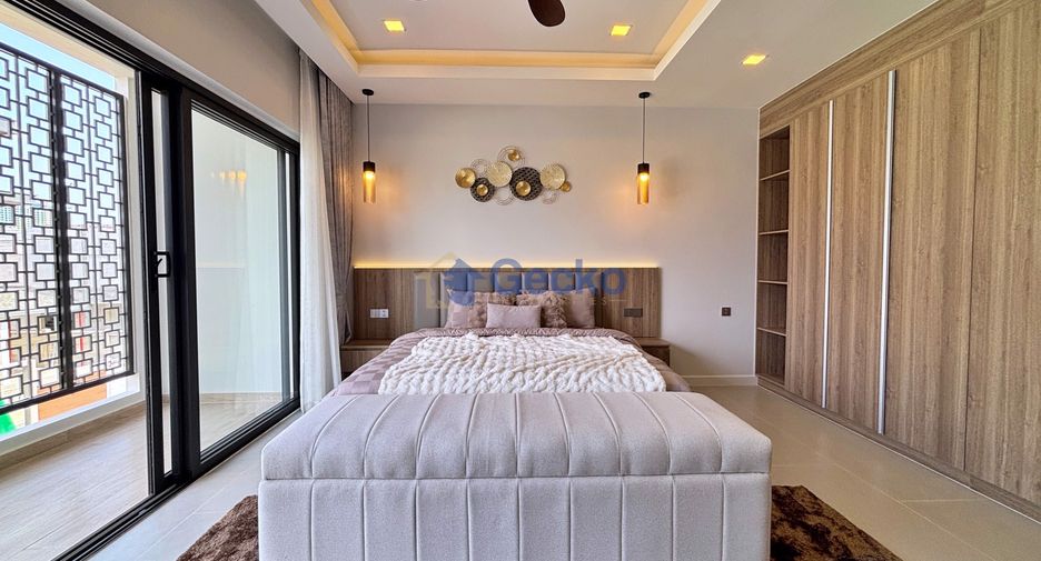 For sale 4 bedrooms house in Jomtien, Pattaya