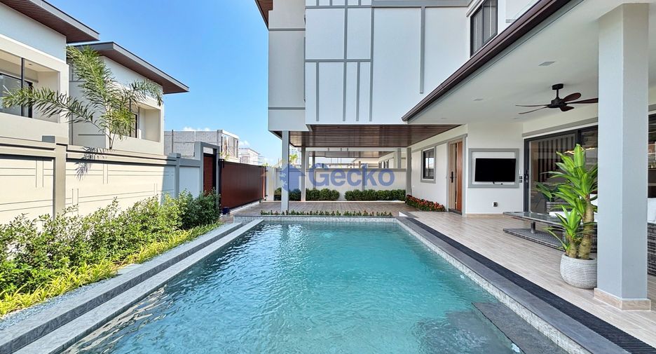 For sale 4 bedrooms house in Jomtien, Pattaya