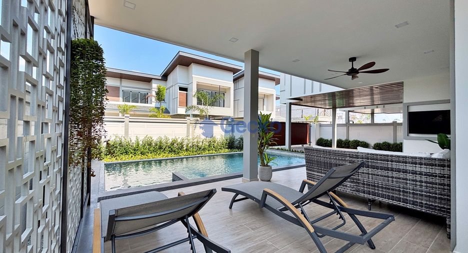 For sale 4 bedrooms house in Jomtien, Pattaya