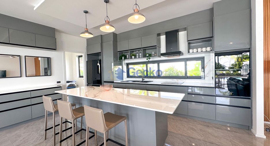 For sale 3 bedrooms house in East Pattaya, Pattaya