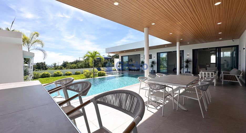 For sale 3 bedrooms house in East Pattaya, Pattaya