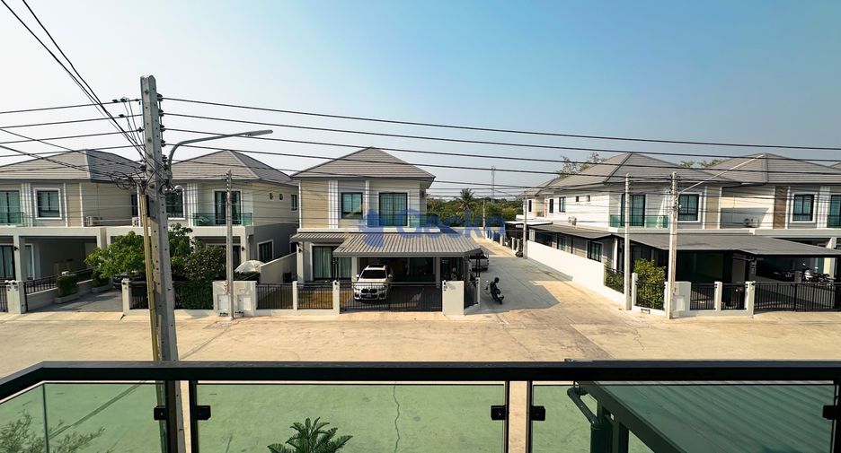 For sale 3 bedrooms house in East Pattaya, Pattaya