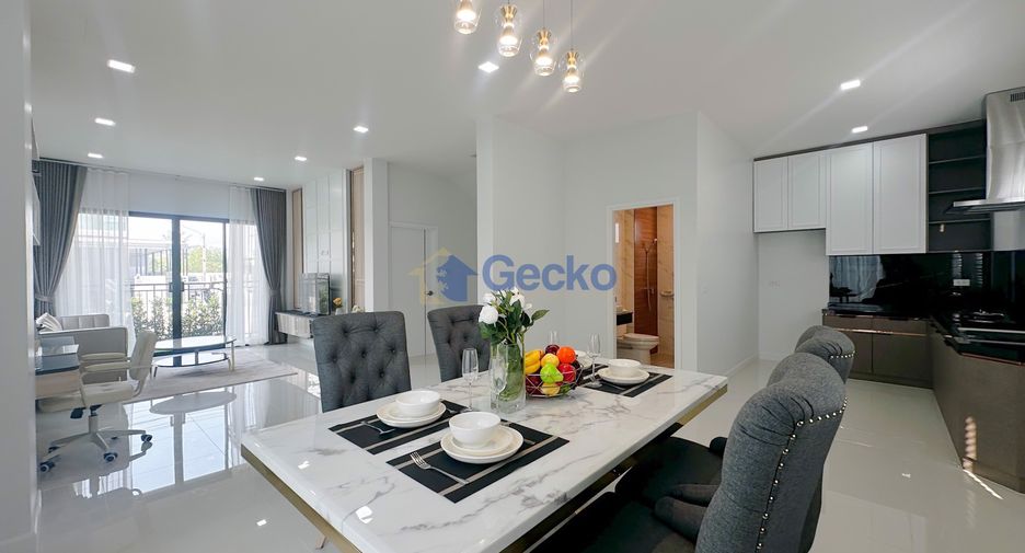 For sale 3 bedrooms house in East Pattaya, Pattaya
