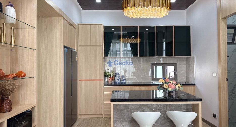Haus zum Kauf mit 5 Zimmer in East Pattaya, Pattaya