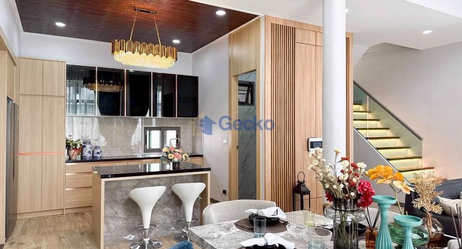 Haus zum Kauf mit 5 Zimmer in East Pattaya, Pattaya