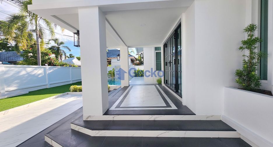 For sale 3 bedrooms house in Bang Lamung, Chonburi