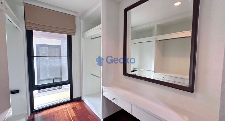 For rent 3 bedrooms house in East Pattaya, Pattaya