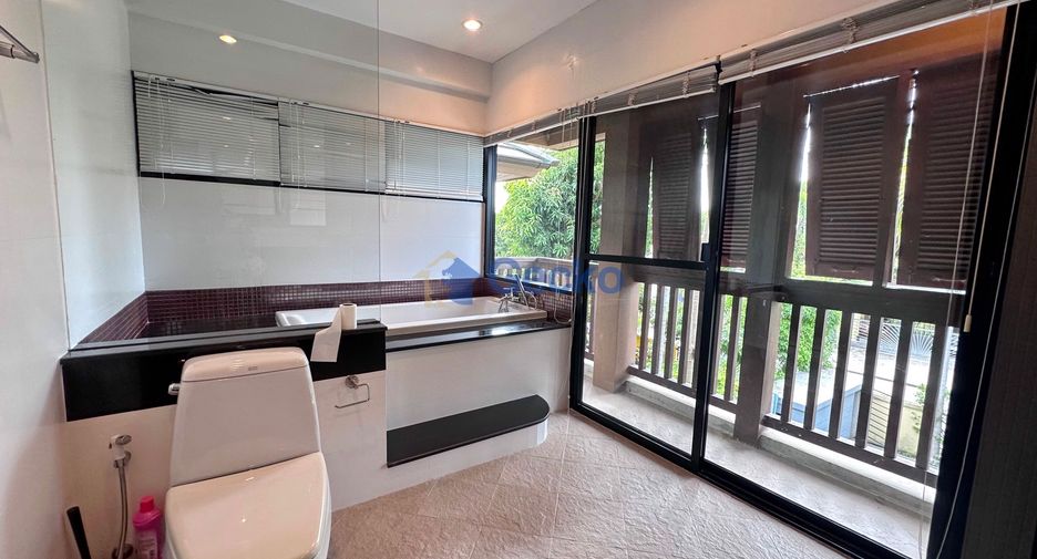 For rent 3 bedrooms house in East Pattaya, Pattaya