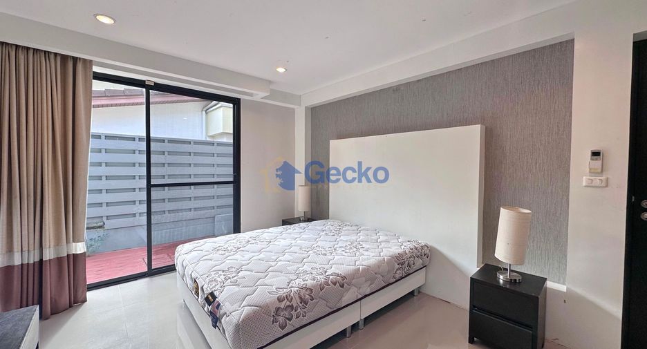 For rent 3 bedrooms house in East Pattaya, Pattaya