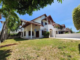 Casa en venta de 3 habitaciones en Bang Lamung, Chonburi