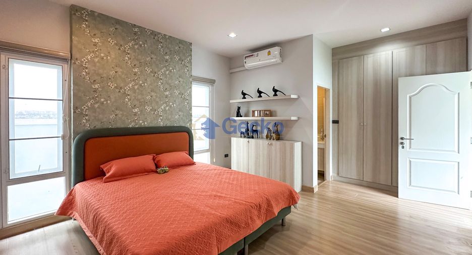 For sale 3 bedrooms house in East Pattaya, Pattaya