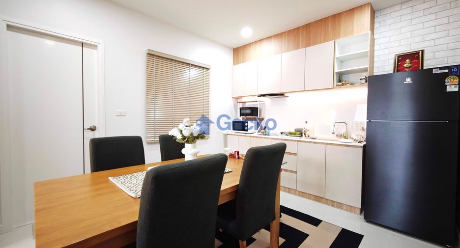 For sale 4 bedrooms house in East Pattaya, Pattaya