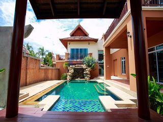 À louer 3 chambres maison à Bang Lamung, Chonburi
