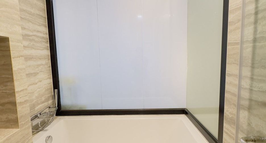 For rent 1 Beds condo in Khlong Toei, Bangkok