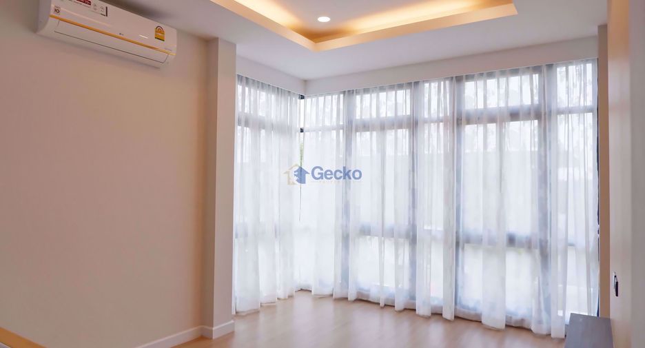 For sale 3 bedrooms house in East Pattaya, Pattaya