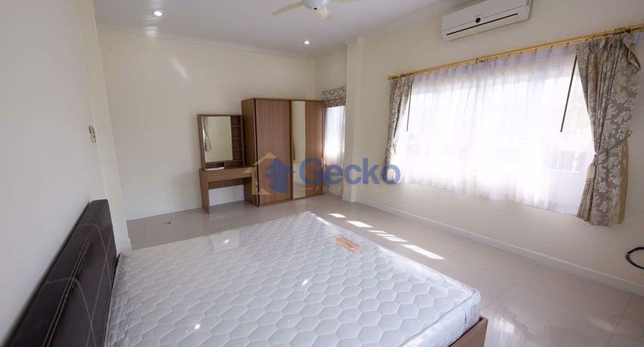 À vendre 5 chambres maison à Huay Yai, Pattaya