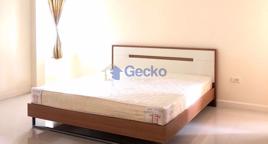 À vendre 5 chambres maison à Huay Yai, Pattaya