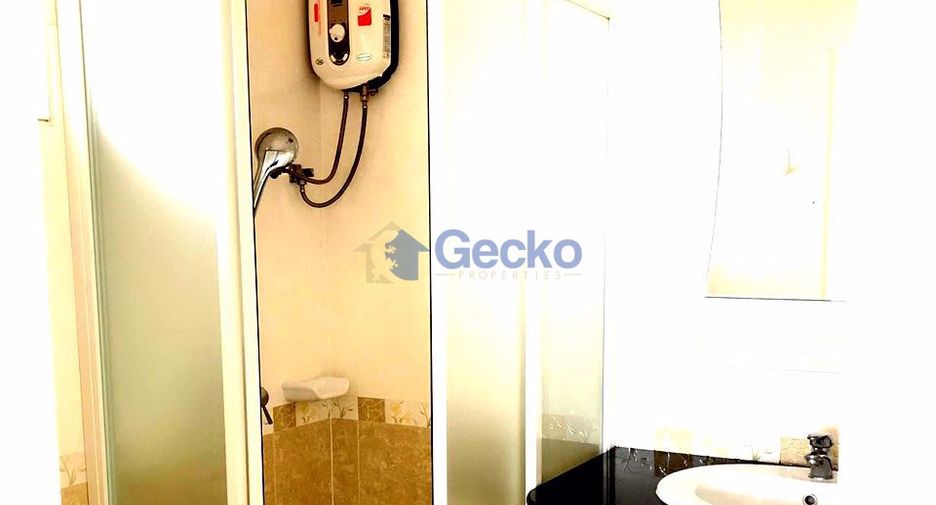 À vendre 5 chambres maison à Huay Yai, Pattaya