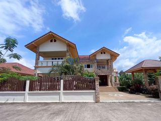 Casa en venta de 6 habitaciones en Bang Lamung, Chonburi