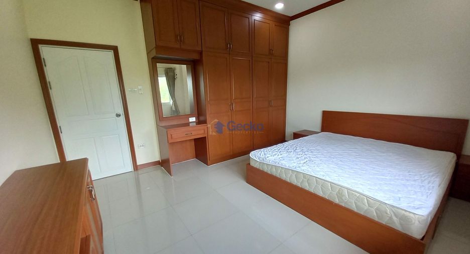 Haus zum Kauf mit 6 Zimmer in Huay Yai, Pattaya