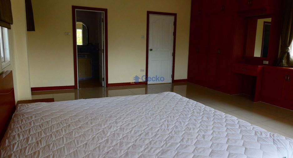 Haus zum Kauf mit 6 Zimmer in Huay Yai, Pattaya