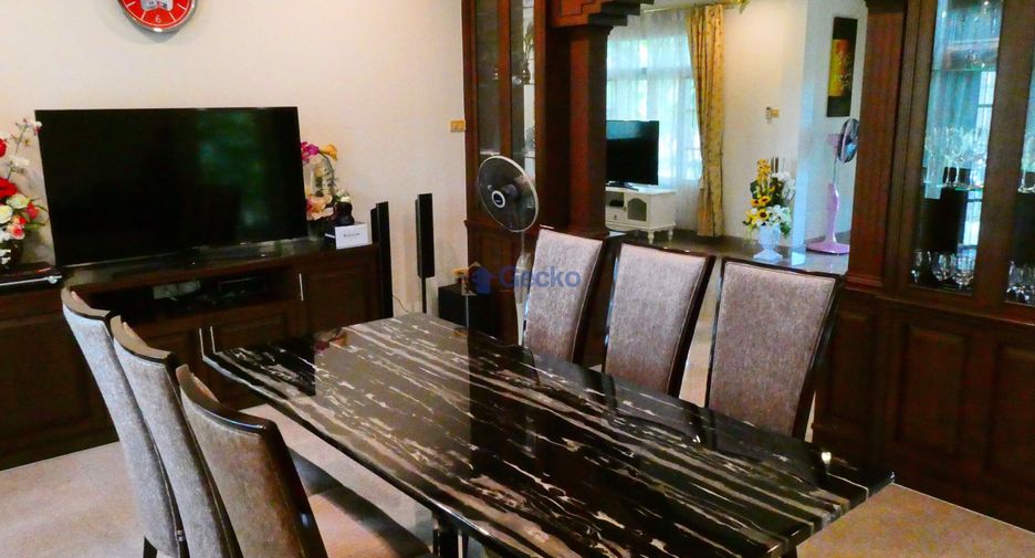 Haus zum Kauf mit 6 Zimmer in Huay Yai, Pattaya