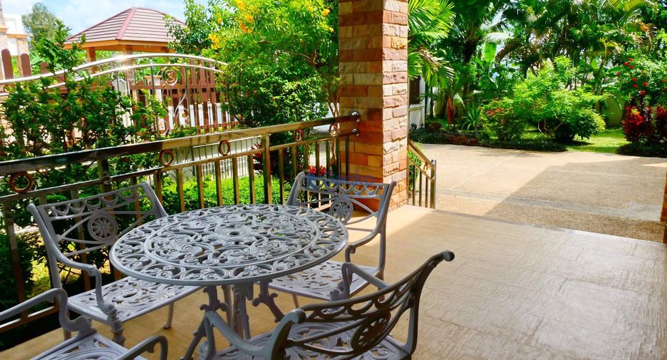 Haus zum Kauf mit 6 Zimmer in Huay Yai, Pattaya