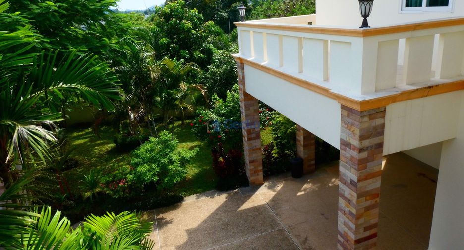 Haus zum Kauf mit 6 Zimmer in Huay Yai, Pattaya
