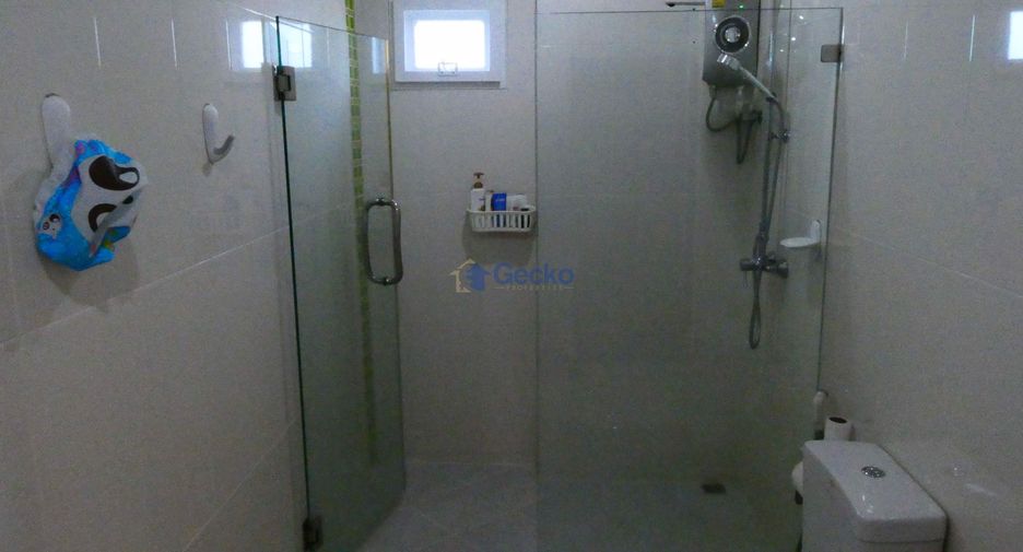 Haus zum Kauf mit 6 Zimmer in Huay Yai, Pattaya