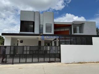 Casa en venta de 3 habitaciones en Bang Lamung, Chonburi