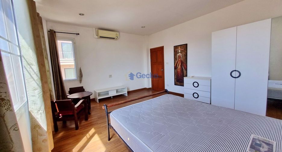 Haus zum Kauf mit 6 Zimmer in Central Pattaya, Pattaya