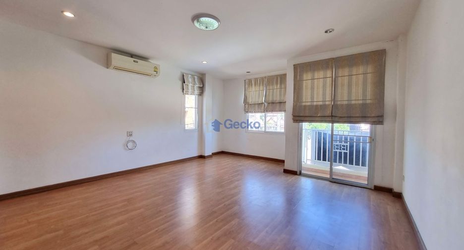 Haus zum Kauf mit 6 Zimmer in Central Pattaya, Pattaya