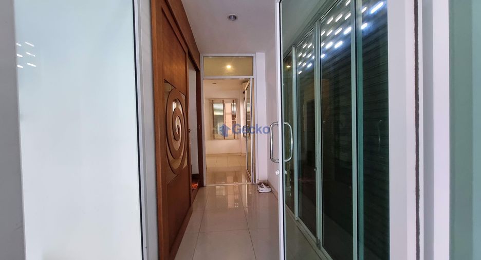Haus zum Kauf mit 6 Zimmer in Central Pattaya, Pattaya