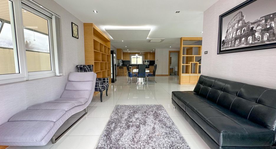 ขาย 4 ห้องนอน บ้านเดี่ยว ใน พัทยาตะวันออก, พัทยา