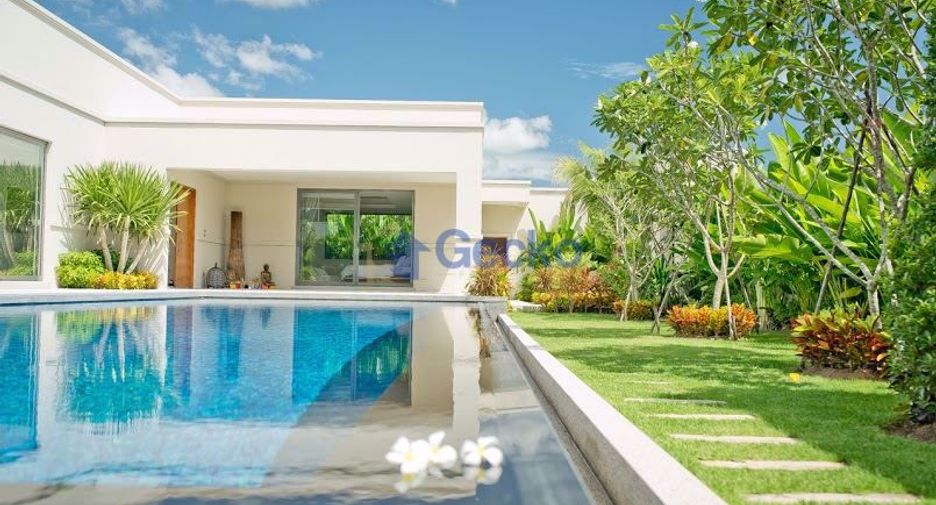 Casa en alquiler y en venta de 4 habitaciones en Bang Lamung, Chonburi