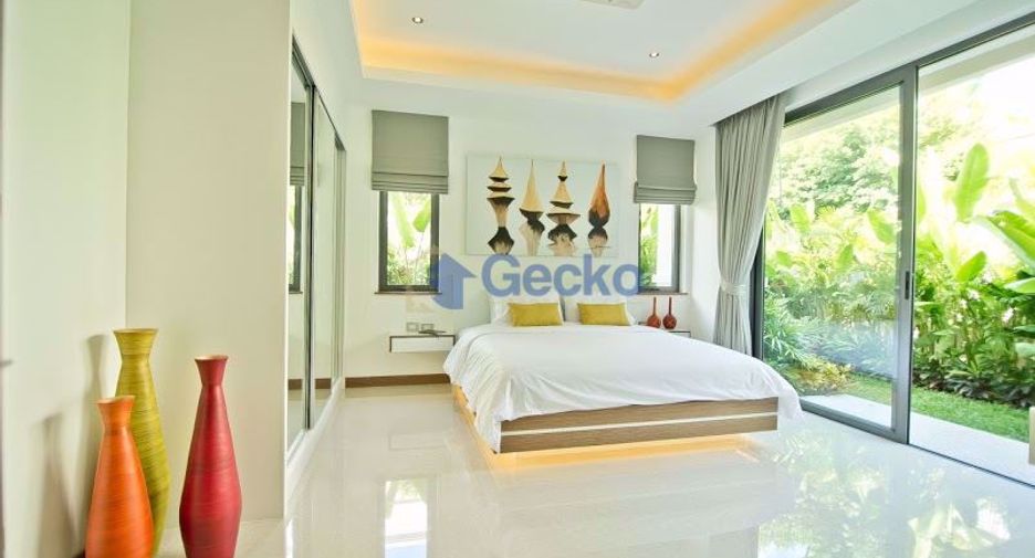 Casa en alquiler y en venta de 4 habitaciones en Bang Lamung, Chonburi