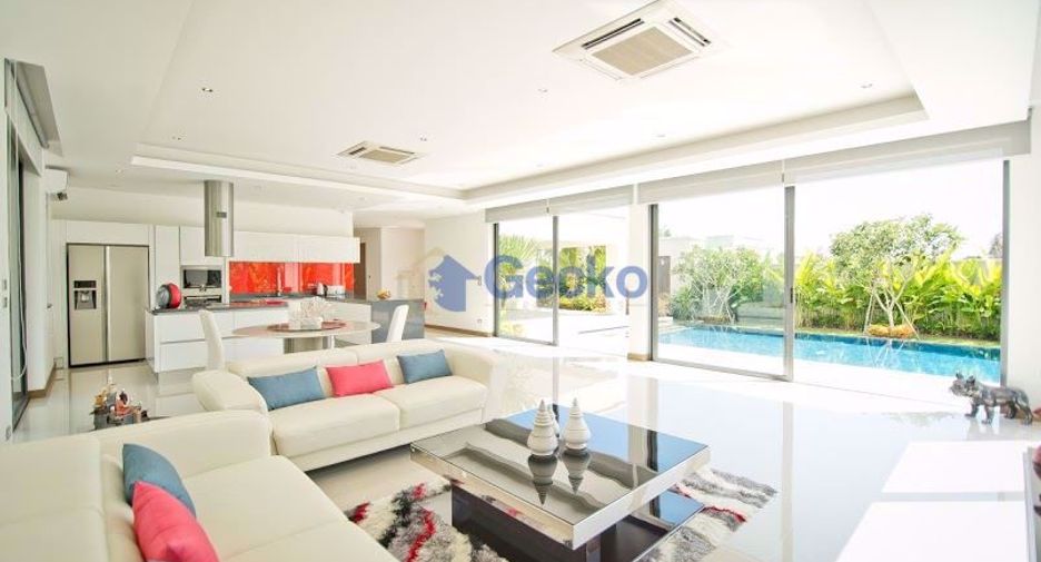 Casa en alquiler y en venta de 4 habitaciones en Bang Lamung, Chonburi