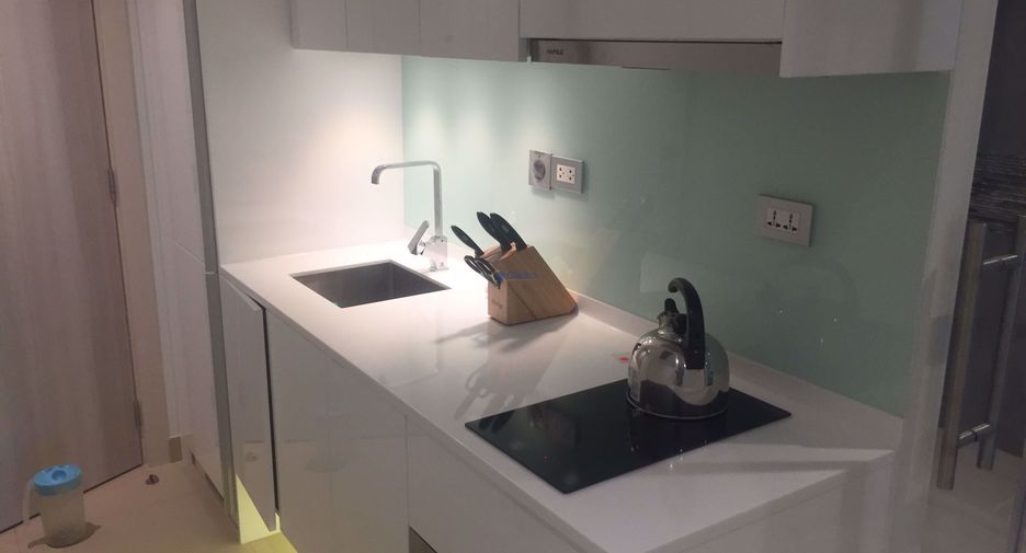 For sale 1 bed condo in Pratumnak, Pattaya