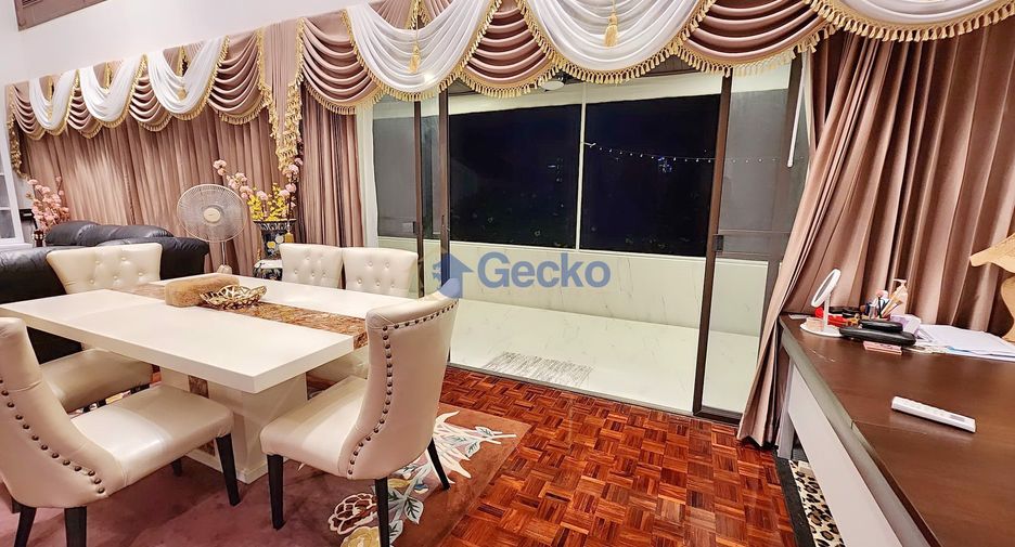 For rent 3 bedrooms condo in Jomtien, Pattaya