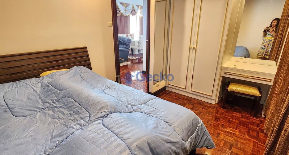 For rent 3 bedrooms condo in Jomtien, Pattaya