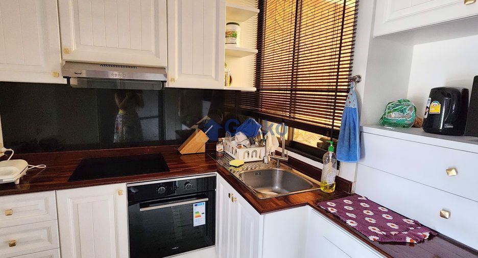For rent 3 bedrooms condo in Jomtien, Pattaya