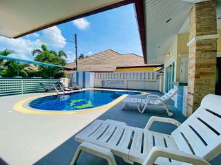 Haus zur Miete mit 3 Zimmer in Bang Lamung, Chonburi