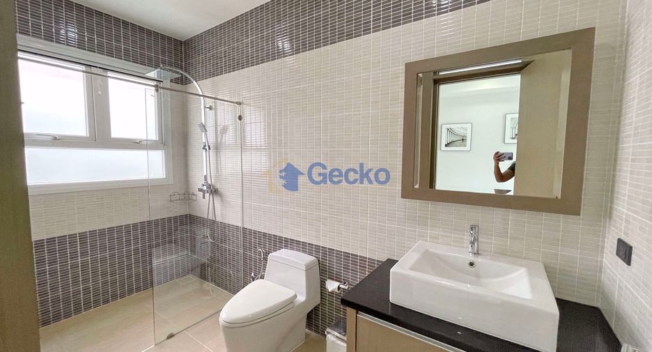 For rent 3 bedrooms house in East Pattaya, Pattaya